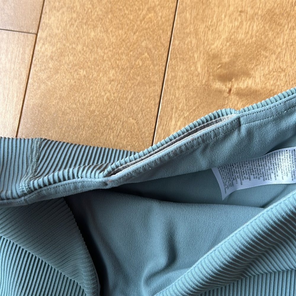 Athleta Textured Leggings - Picture 4 of 4